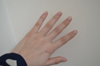 2寸是几个手指（2寸是几个手指头）